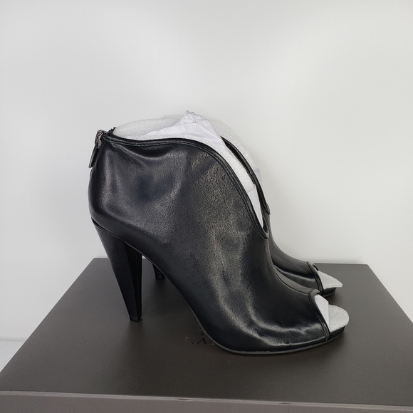 Vince Camuto Amber Black Leather Peep Toe Back Zip High Heel Boots Sz 6M. - Picture 3 of 10